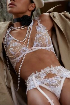 Mae Underwire Bra -Underwear Specialty Store 01 220901 FLL FRENCHIE BOGESUND 172 v1 ba2d3212 e660 4029 b724 dc44569f2752