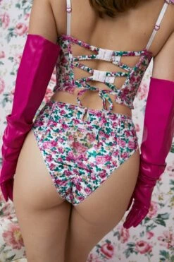 Heart Bloom Bustier -Underwear Specialty Store 220922 FLL VDAY22 Shot11 243 A