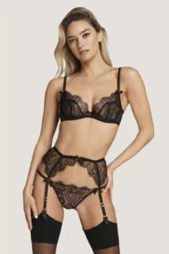AGENT PROVOCATEUR Lorna Lace Suspender (Black) -Underwear Specialty Store agent provocateur lorna lace suspender black luxury lingerie D