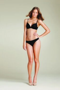 FMO Smooth Seamless Thong (Black) -Underwear Specialty Store p37 4055f.blak c